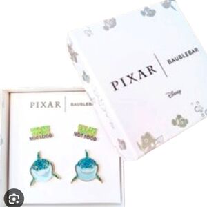 🦈 🔹️Disney 🔹️x PIXAR BaubleBar NEMO Blue Shark Stud Earrings Jewelry ✨️🦈